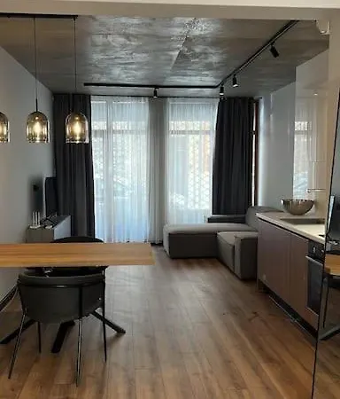 Amber - Brand New Luxury 1 Bedroom Located In The Very Center * ヴァルナ